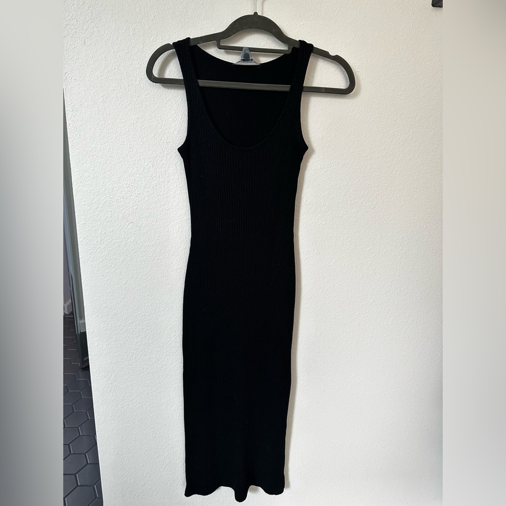 Black cotton midi dress